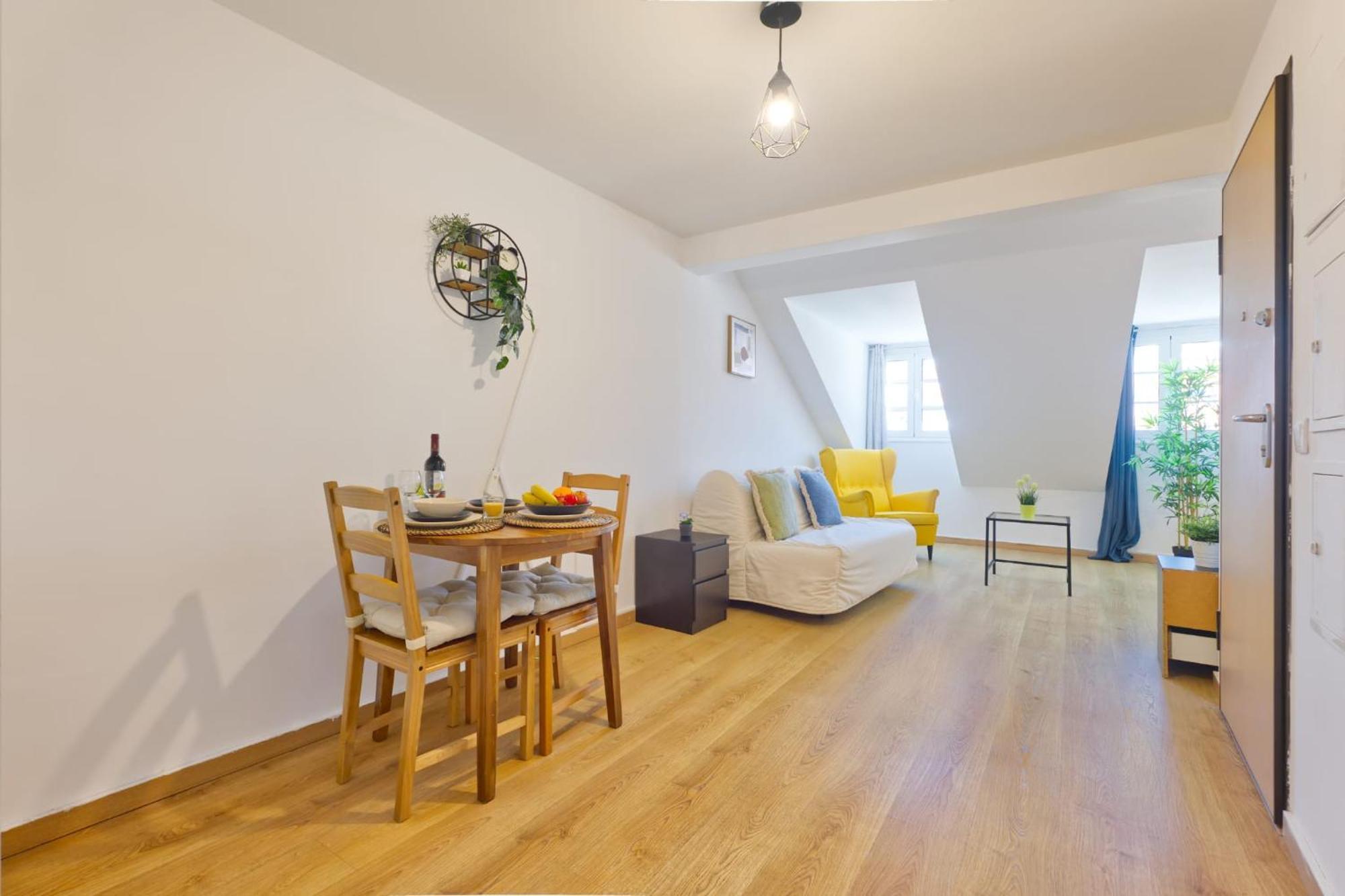 And Beautiful Flat Apartment